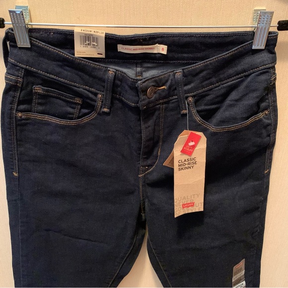NWT Levi’s Women’s Classic Mid Rise Skinny Jeans Size 8 - Picture 8 of 16